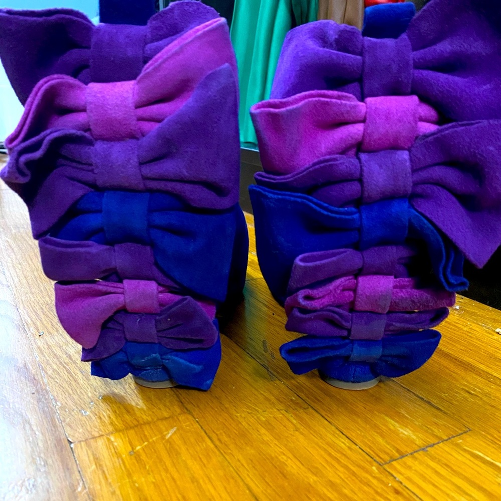 Jeffrey Campbell purple bow wedge booties size 10